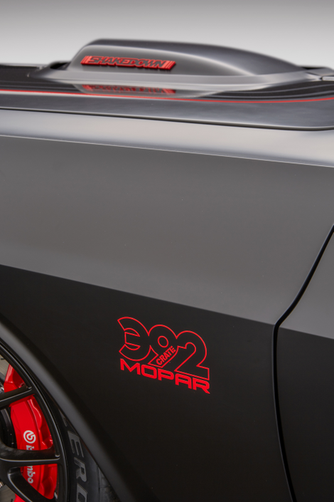 Illustration for article titled The Dodge Shakedown Challenger Is A Freaking '71 Challenger With A Modern 485 HP Hemi
